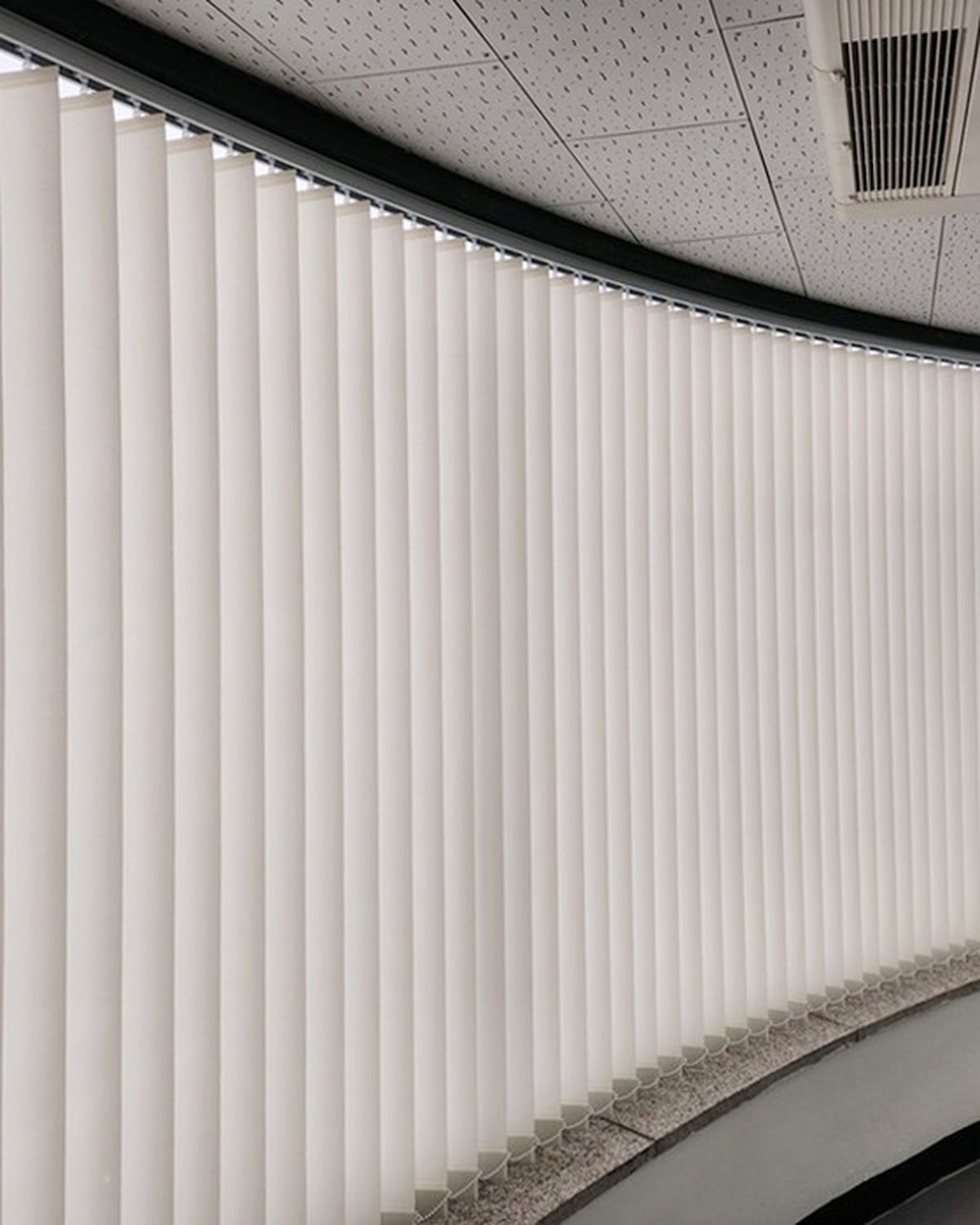 버티컬 블라인드